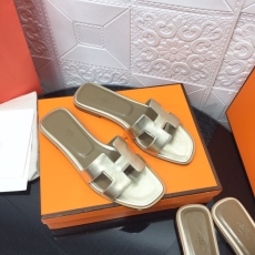 Hermes Slippers